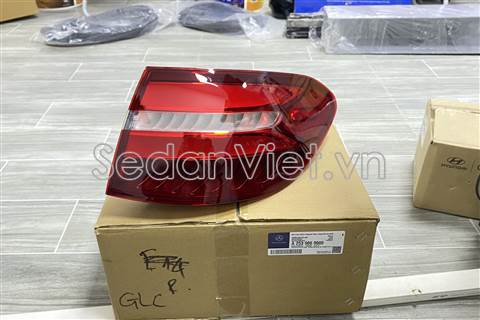 Đèn hậu ngoài phải A2539069000