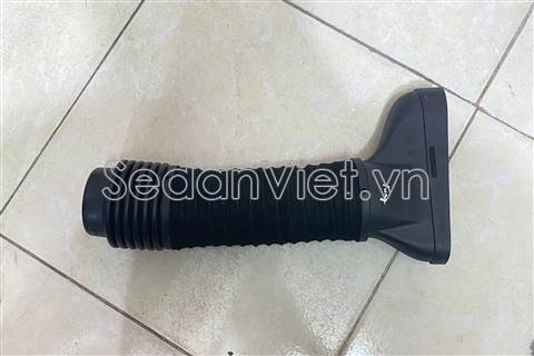 Ống hút gió vào hộp lọc gió