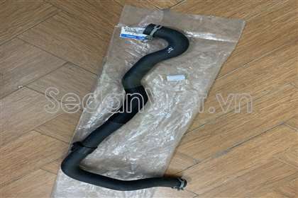 Ống nước trên Ford Escape 2008-2010