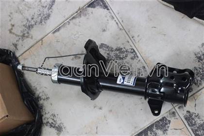 Giảm xóc sau dùng cho xe Ford Laser 2004