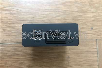 Cổng cắm nguồn đa phương tiện (USB, AUX, SD Card) Mazda 3 2017-2019