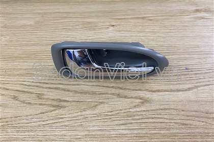 Tay mở cửa trong trước C10059330EL
