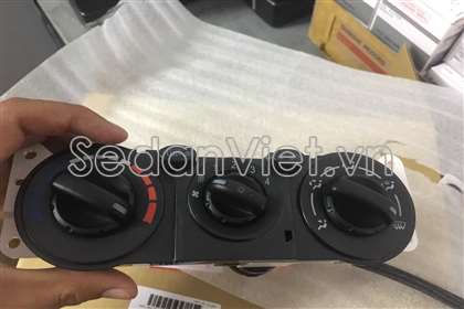 Công tắc điều khiển điều hòa Mitsubishi Zinger 2012