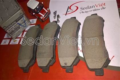 Má phanh trước D1060JE21A