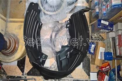 Chắn bùn lòng dè trước Mazda 2 2015-2017