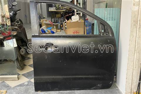 Cánh cửa trước phải DB3Z2620124B
