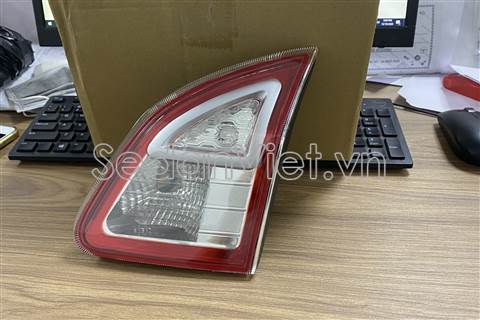 Đèn hậu trong phải DK4351170D-01