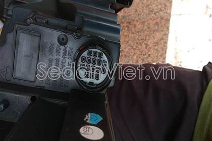 Vỏ đèn pha trái DK6213W030HH