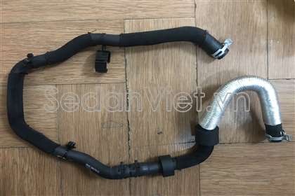 Ống nước vào giàn sưởi trên EB3G18K579CC