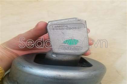 Chân máy EB3G6B032