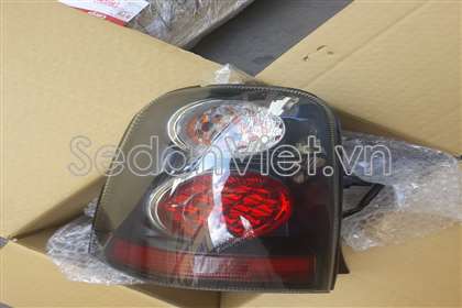 Đèn hậu ngoài trái EV4651160C