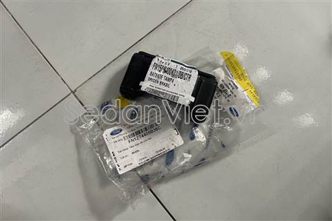 Ổ khóa chìa cánh cửa