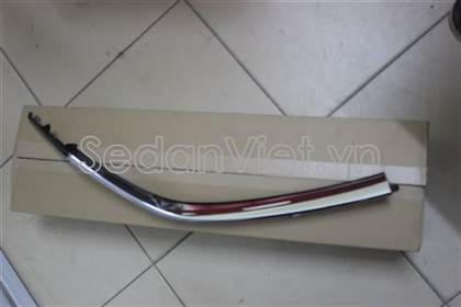 Nẹp mạ ca lăng GHP9507J1C