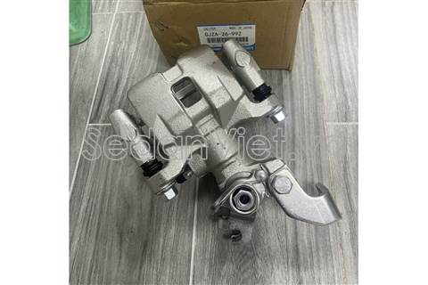 Cụm gông phanh sau Mazda 6 2001-2006