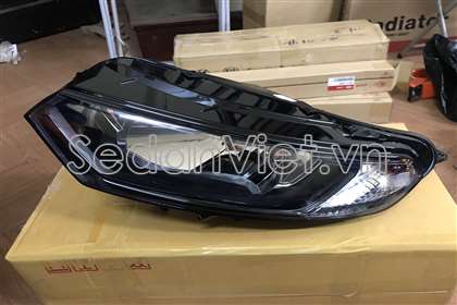 Vỏ đèn pha trái GN1J13W030BA