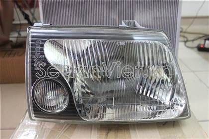 Vỏ đèn pha phải HS804150