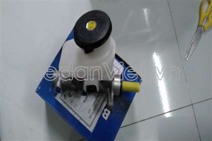 Tổng phanh Isuzu D-Max 2003