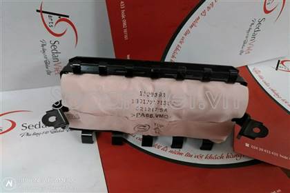 Túi khí phải K85154CB0A-0E