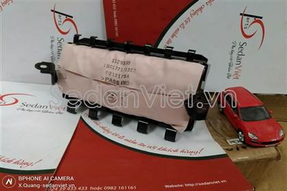 Túi khí phải K85154CB0A