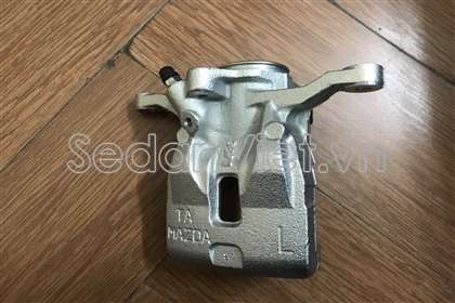 Cụm gông phanh sau KAY02671XA