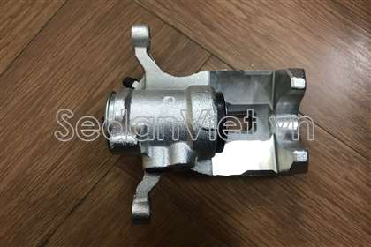 Cụm gông phanh sau KAY02671XA