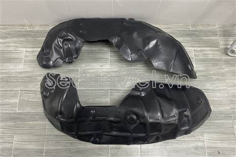 Chắn bùn lòng dè KR11561J1-01
