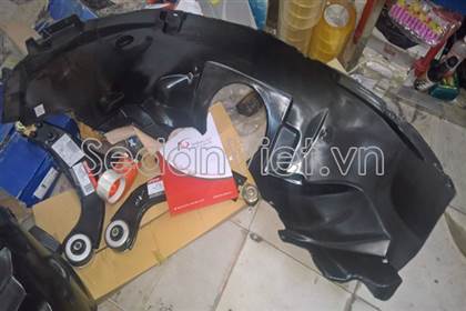Chắn bùn lòng dè trước LKIS7116114