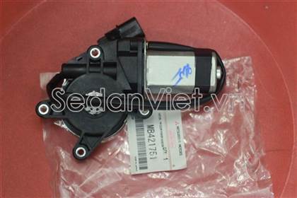 Motor lên xuống kính cánh cửa sau Mitsubishi Jolie 2003