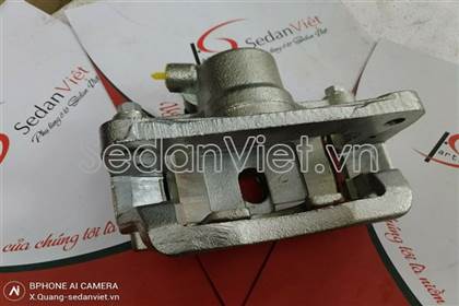 Cụm gông phanh MB858465