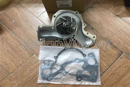 Bơm nước động cơ MD972440