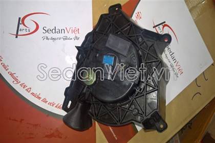 Đèn gầm MN204215