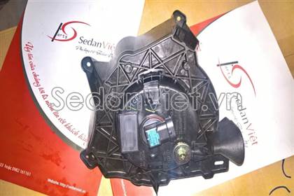Đèn gầm MN204215