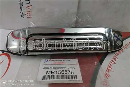 Tay mở cửa ngoài trước Mitsubishi Pajero V31 1998