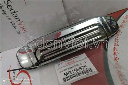 Tay mở cửa ngoài trước MR156876
