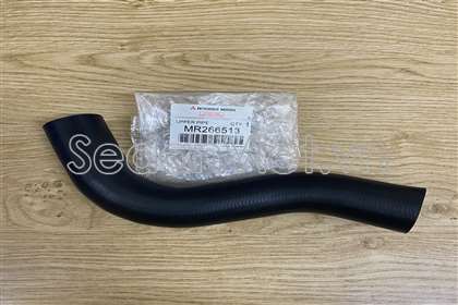 Ống nước dưới MR266513