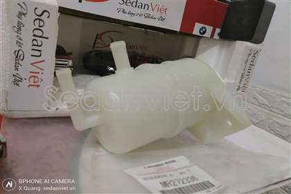 Bình dầu trợ lực phanh MR272336