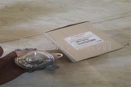 Mô tơ quạt két nước Mitsubishi Lancer 2001