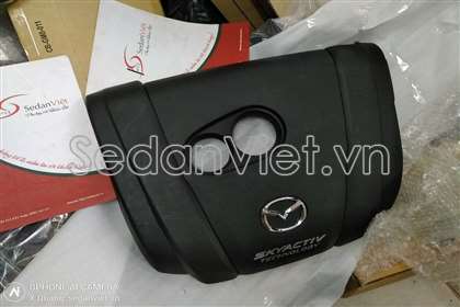 Tấm trang trí khoang động cơ PE11102F0