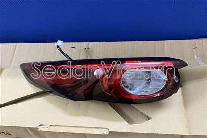 Đèn hậu ngoài trái TK5751160B