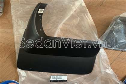 Chắn bùn bánh xe UC2E51870