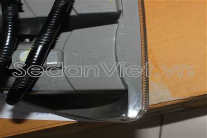 Đèn hậu ngoài trái UC2H51160A
