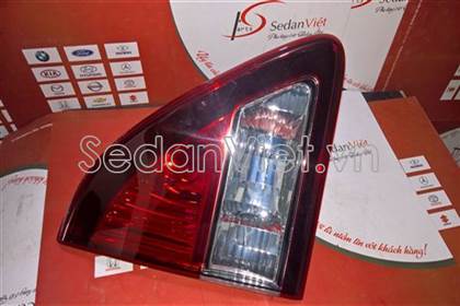 Đèn hậu trong phải UL4J513F0A