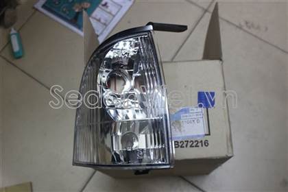 Đèn xi nhan UM4651070D