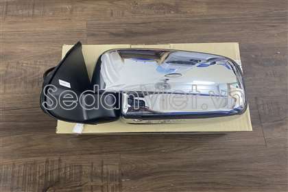 Gương chiếu hậu có mạ crom Ford Ranger 2001