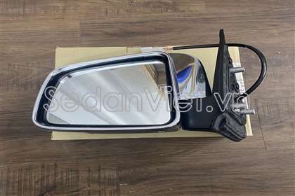 Gương chiếu hậu có mạ crom UM8169180D