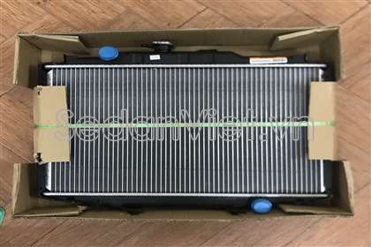 Két nước Mitsubishi L300 2001
