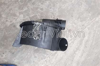 Hộp lọc gió động cơ có đựng lọc AB399643AF
