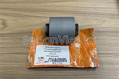 Cao su thanh giằng ngang cầu sau Toyota Land Cruiser 1998-2007