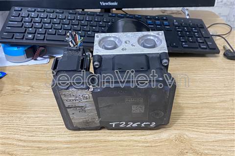 Cụm điều khiển ABS BV612C405AF