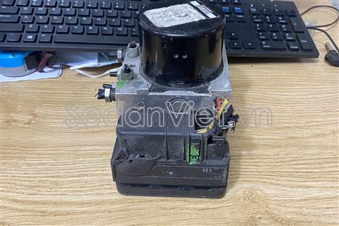 Cụm điều khiển ABS BV612C405AF